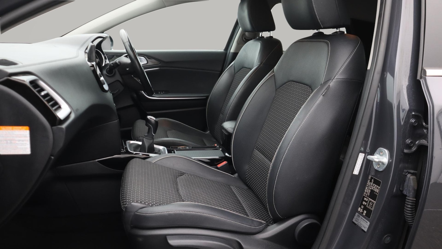 Used Kia XCeed 2021 for sale - 76485648: Photo 15