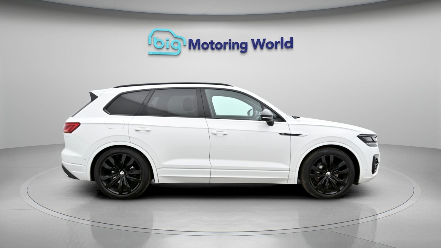 Used Volkswagen Touareg 2023 for sale - 77919182: Photo 8