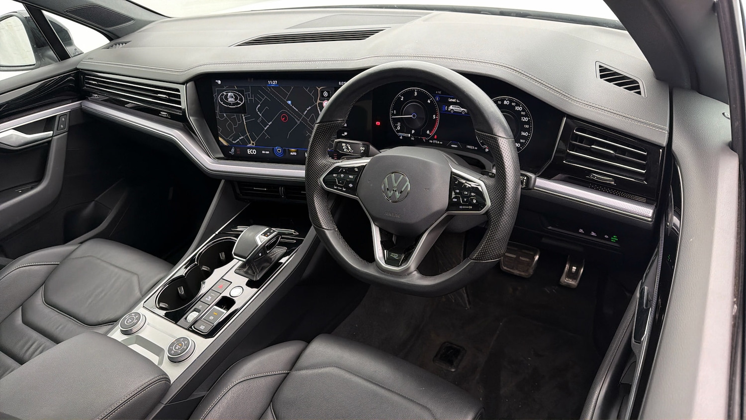 Used Volkswagen Touareg 2023 for sale - 77919182: Photo 9