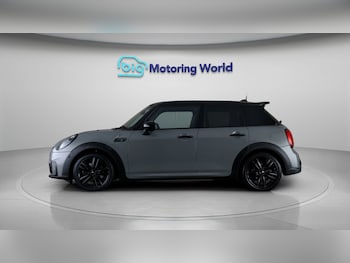 Used MINI Hatch 2022 for sale - 79127477: Photo