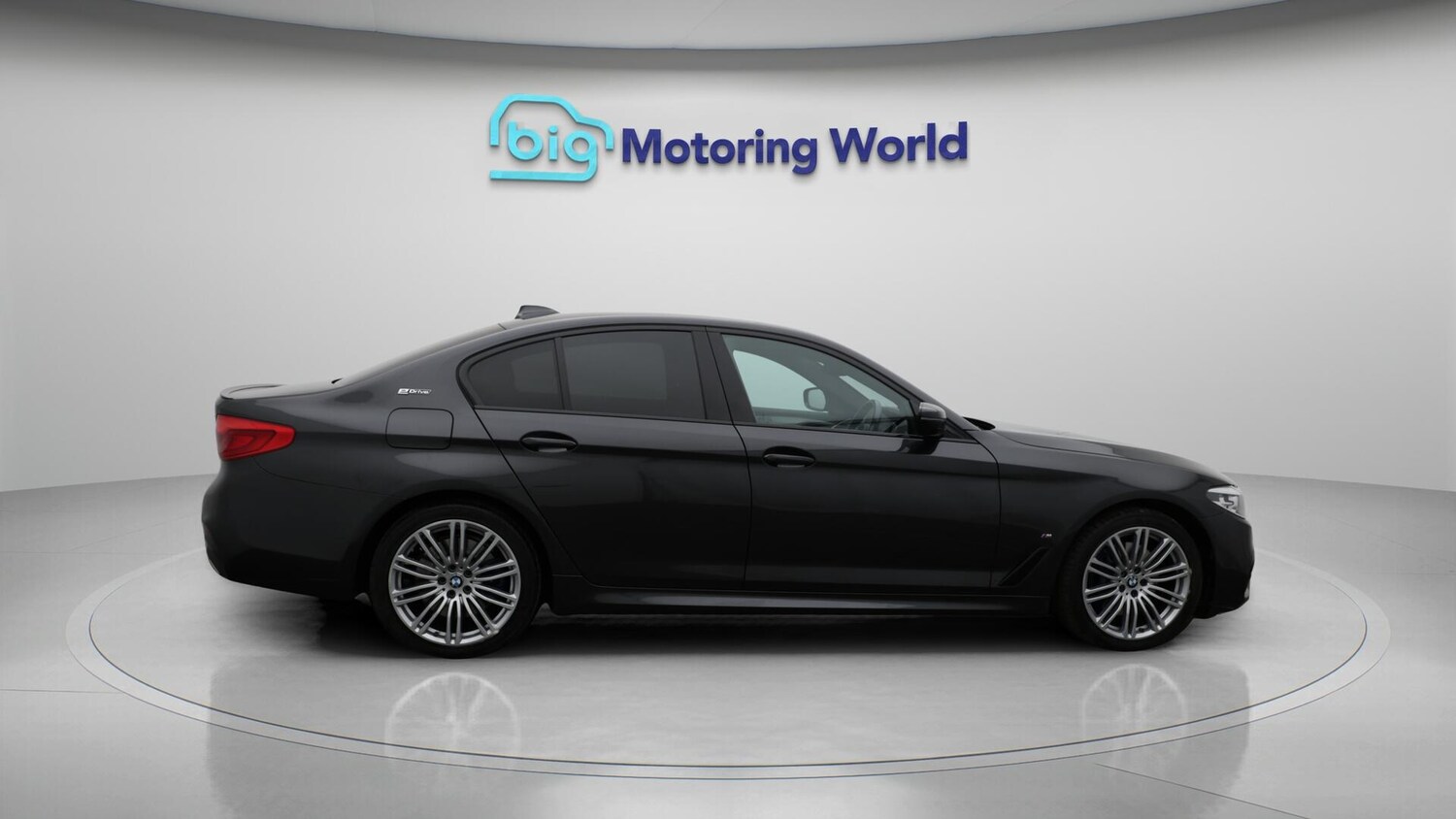 Used BMW 5 Series 2019 for sale - 76550113: Photo 9