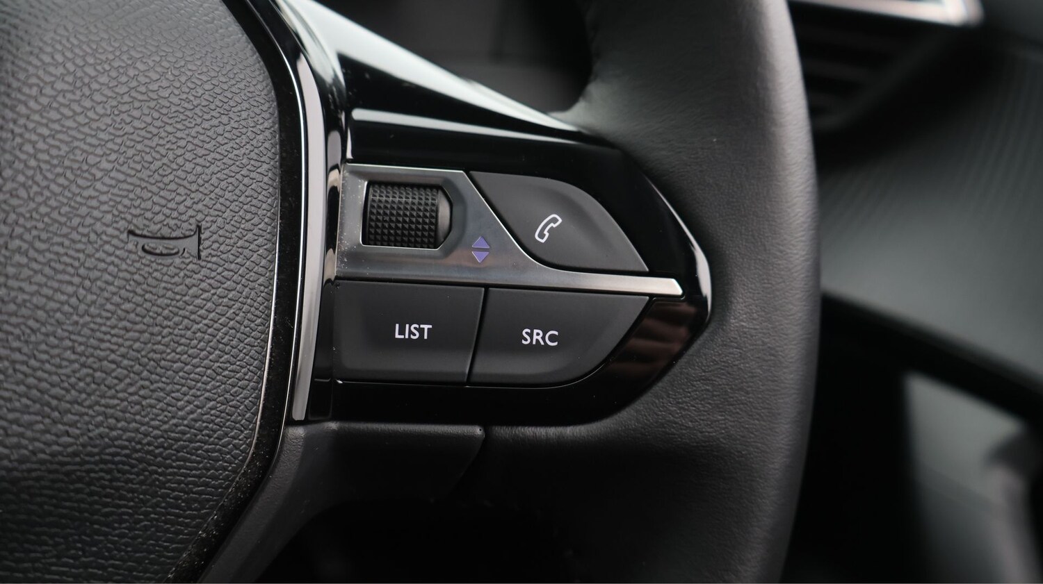 Used Peugeot 2008 2022 for sale - 77181940: Photo 26