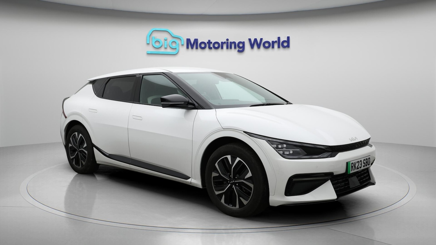 Used Kia EV6 2023 for sale - 76360807: Photo 2