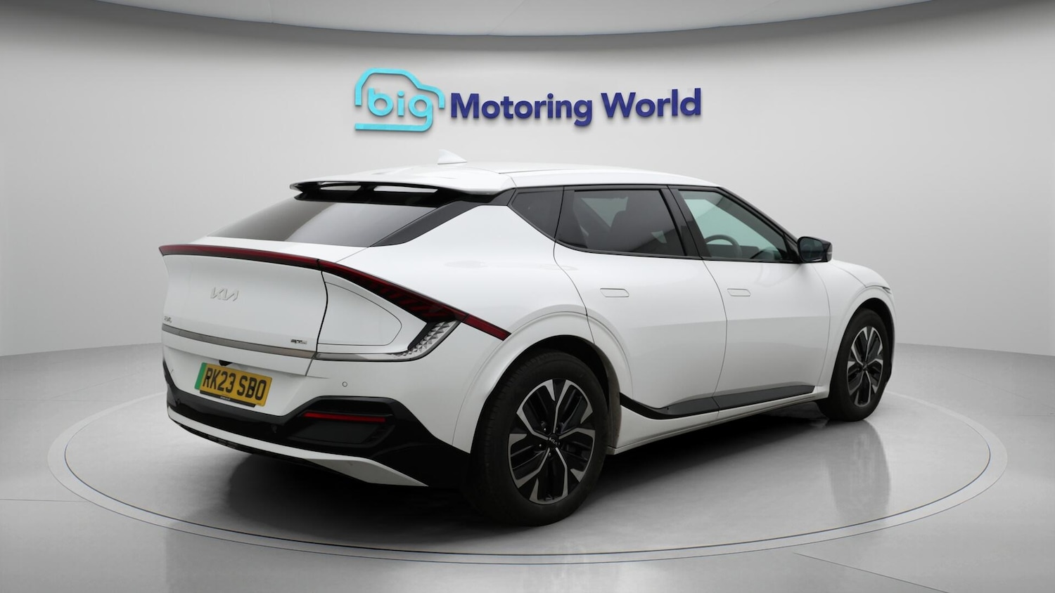Used Kia EV6 2023 for sale - 76360807: Photo 8