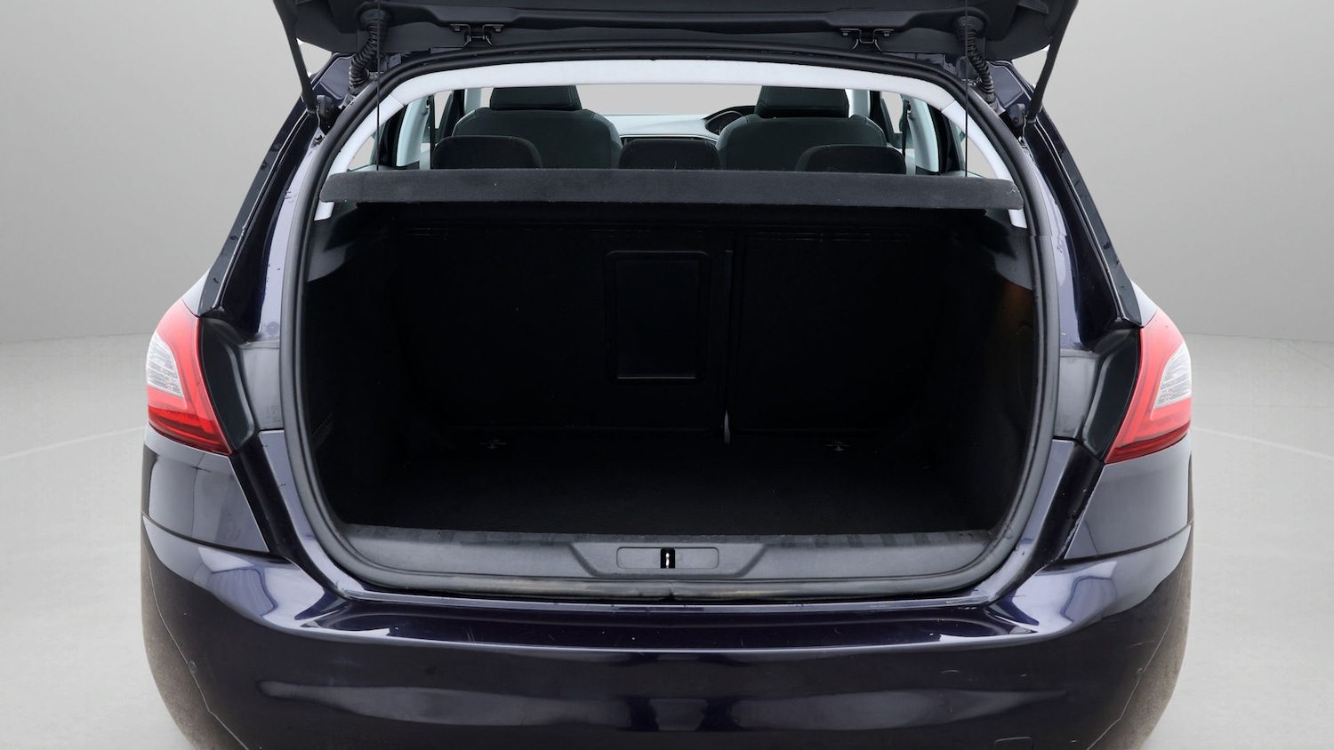 Used Peugeot 308 2018 for sale - 77208634: Photo 17