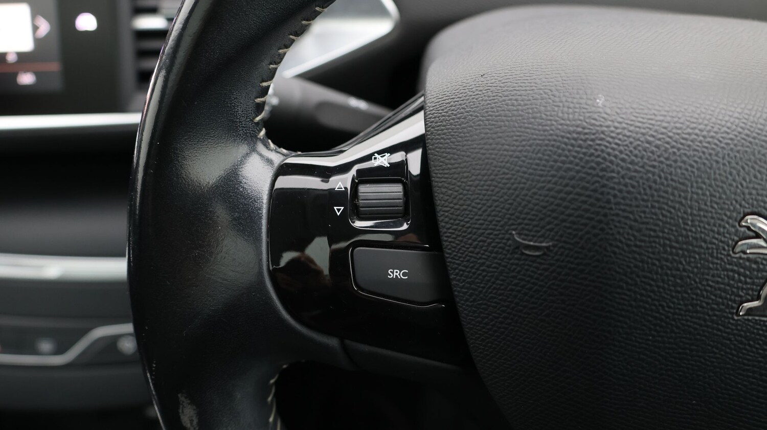 Used Peugeot 308 2018 for sale - 77208634: Photo 24