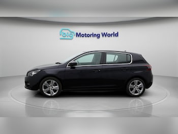 Used Peugeot 308 2018 for sale - 77208634: Photo