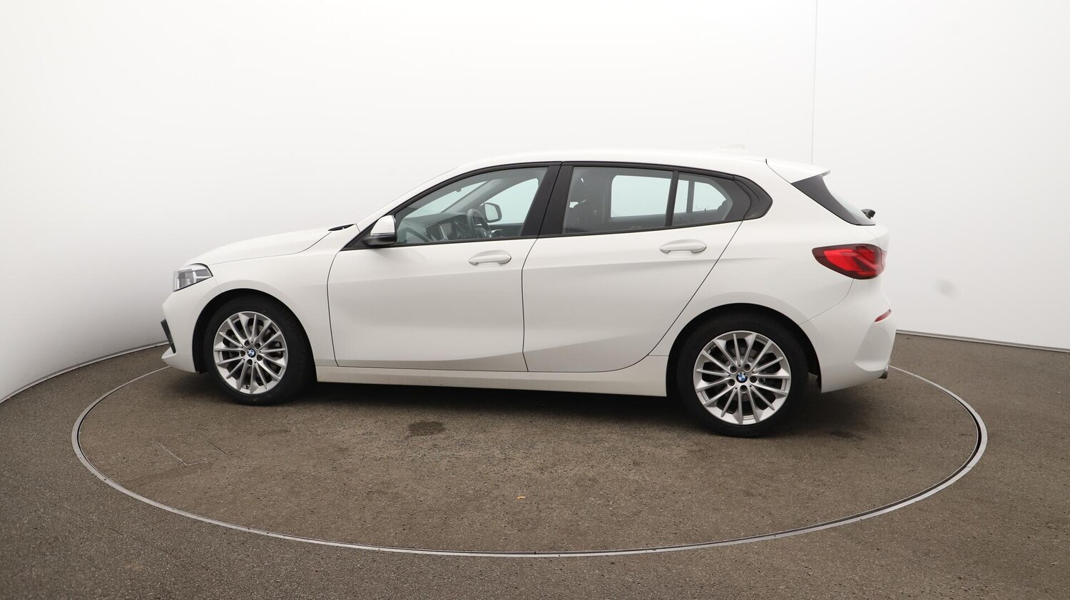Used BMW 1 Series 2024 for sale - 75905779: Photo 57