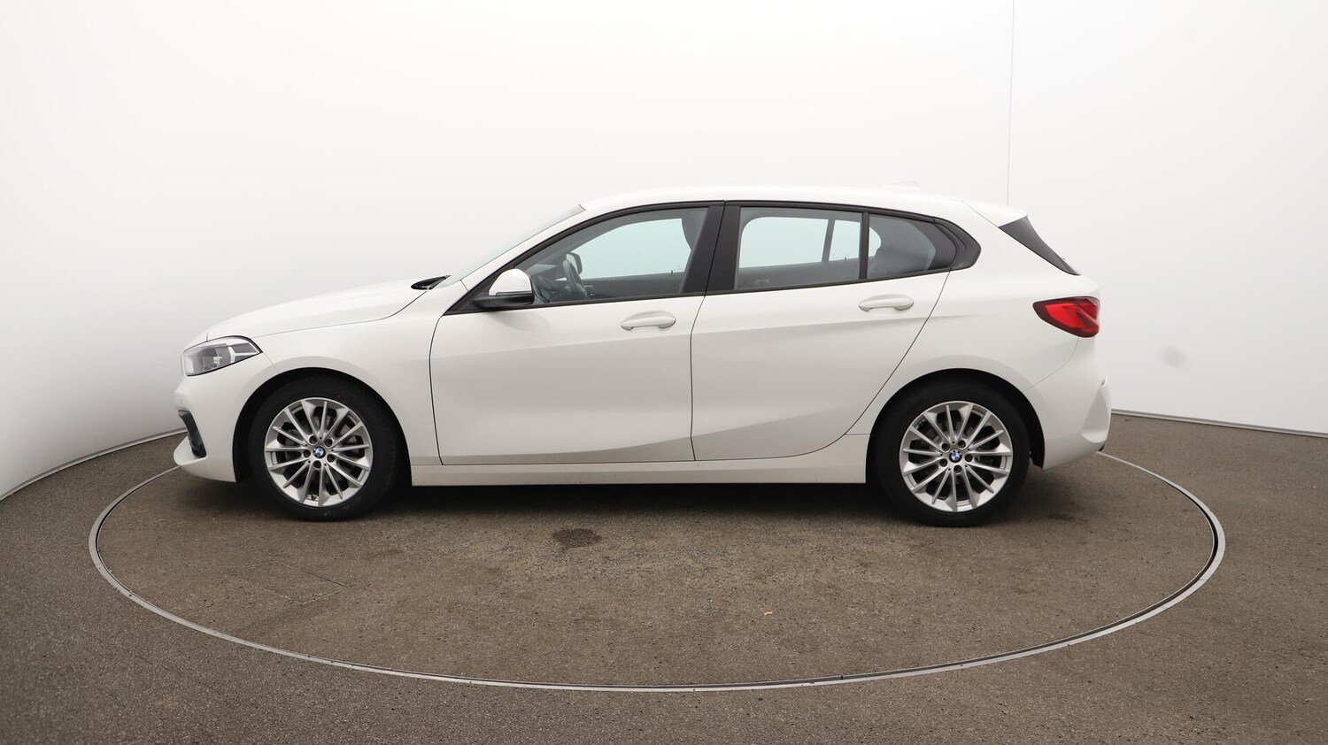Used BMW 1 Series 2024 for sale - 75905779: Photo 64