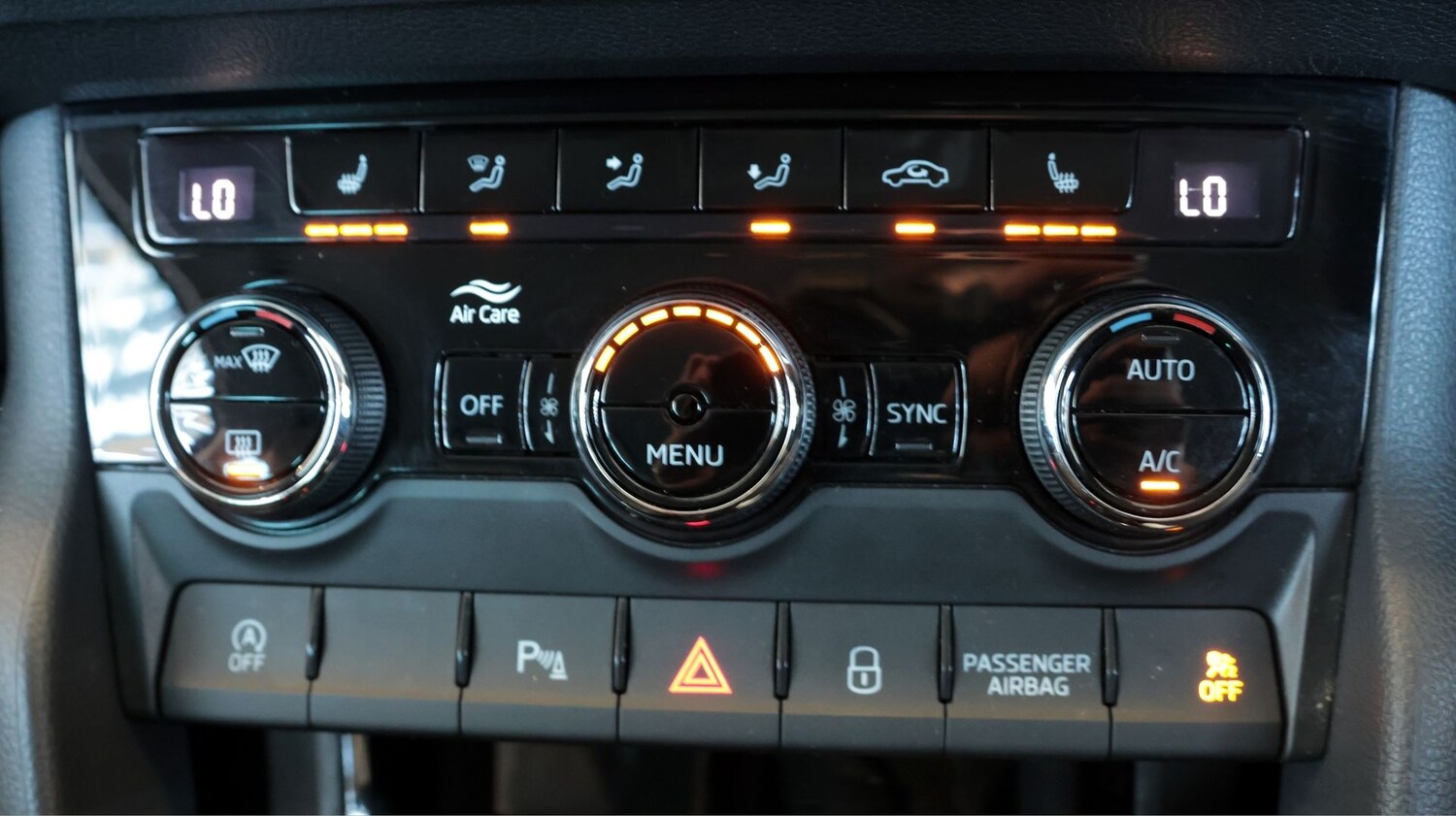 Used Skoda Karoq 2021 for sale - 78210346: Photo 12