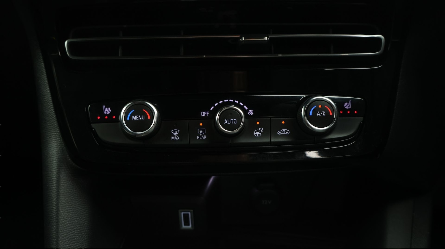 Used Vauxhall Mokka 2025 for sale - 77443178: Photo 12