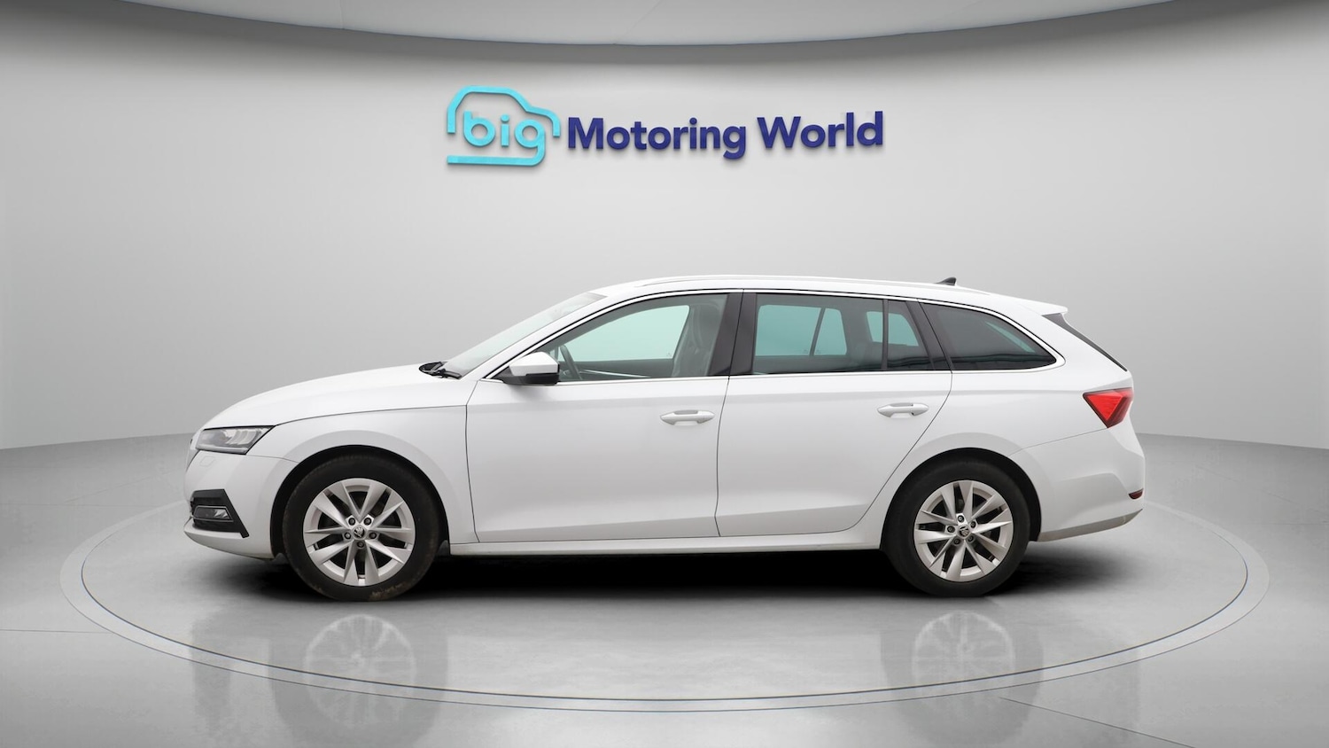 Used Skoda Octavia 2022 for sale - 76742508: Photo 5