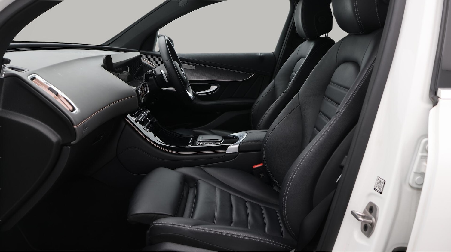 Used Mercedes-Benz EQC 2023 for sale - 76633765: Photo 15