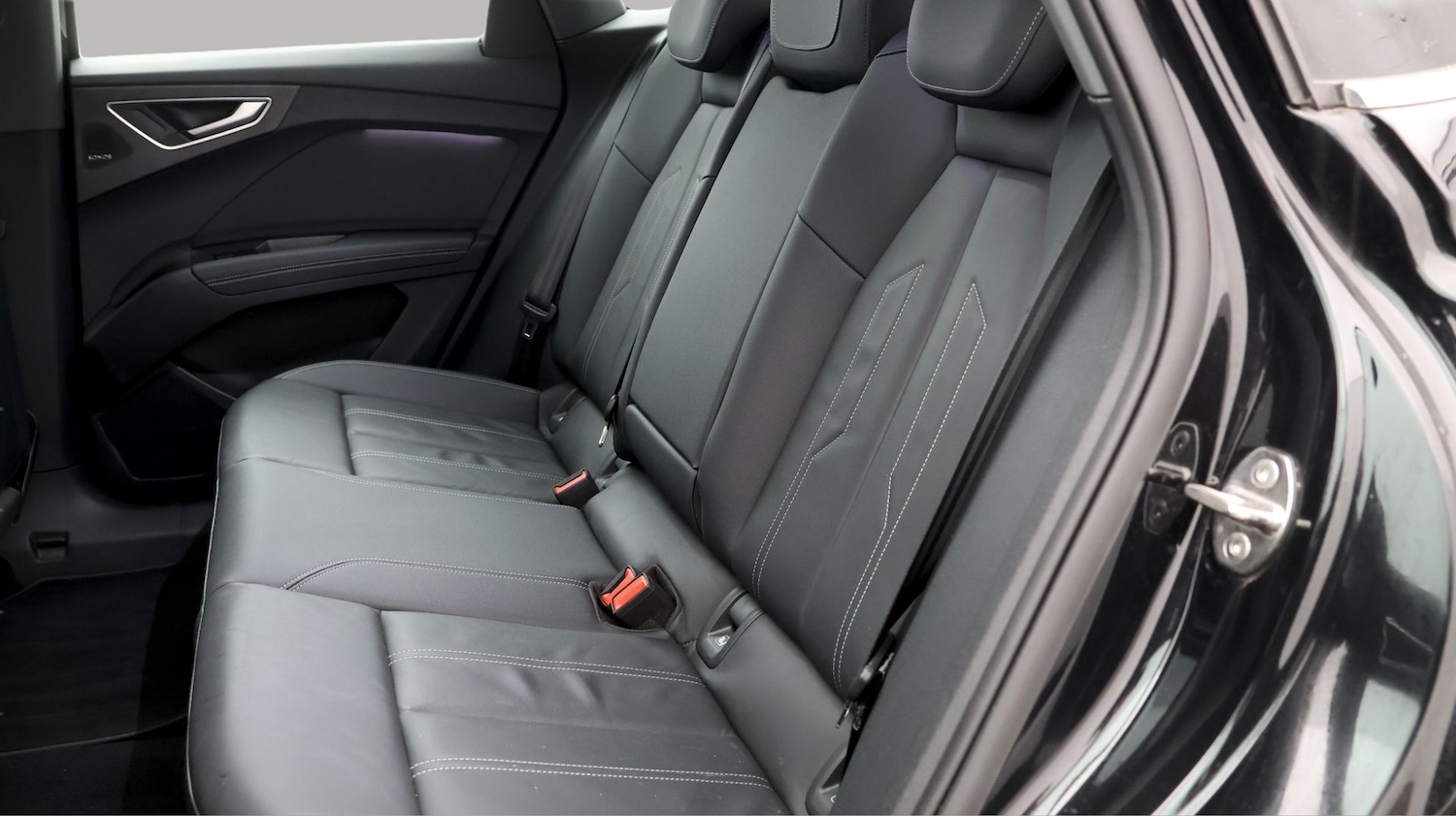 Used Audi Q4 e-tron 2023 for sale - 77274400: Photo 16