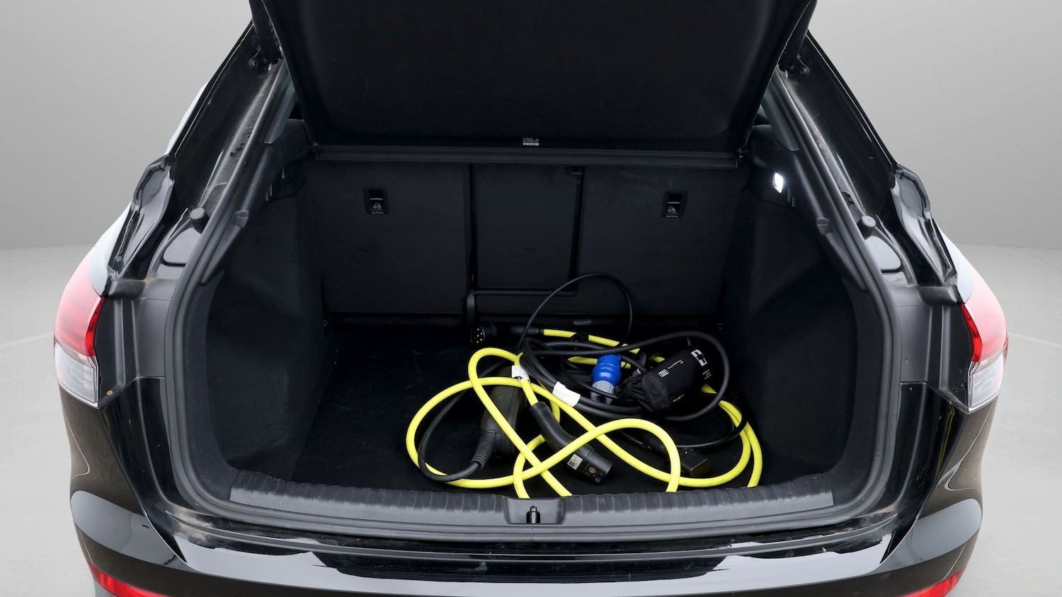 Used Audi Q4 e-tron 2023 for sale - 77274400: Photo 17