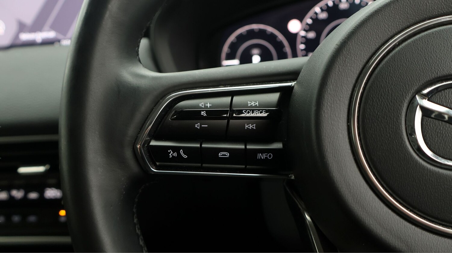 Used Mazda CX-60 2023 for sale - 77195377: Photo 25