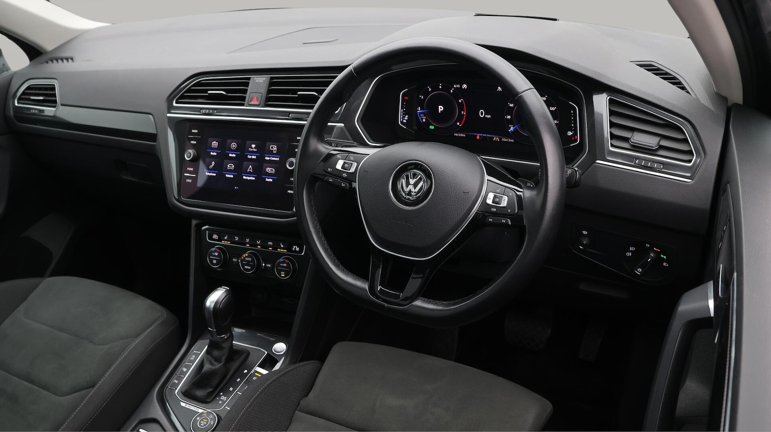 Used Volkswagen Tiguan 2019 for sale - 76522015: Photo 10