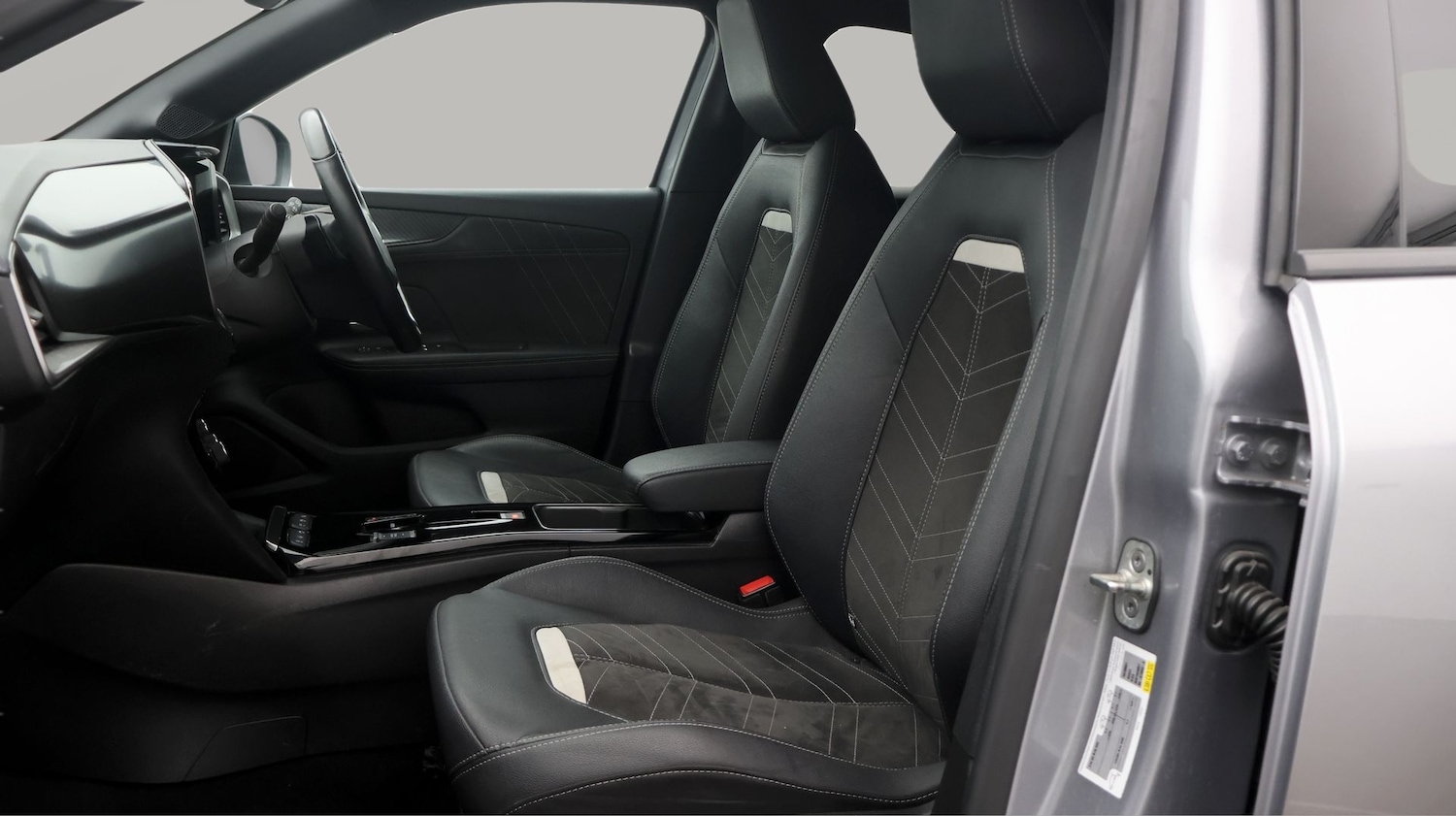 Used Vauxhall Mokka 2023 for sale - 77661475: Photo 14