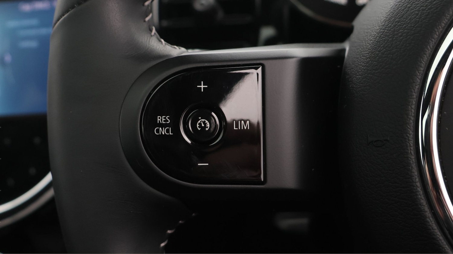 Used MINI Hatch 2023 for sale - 77571233: Photo 25