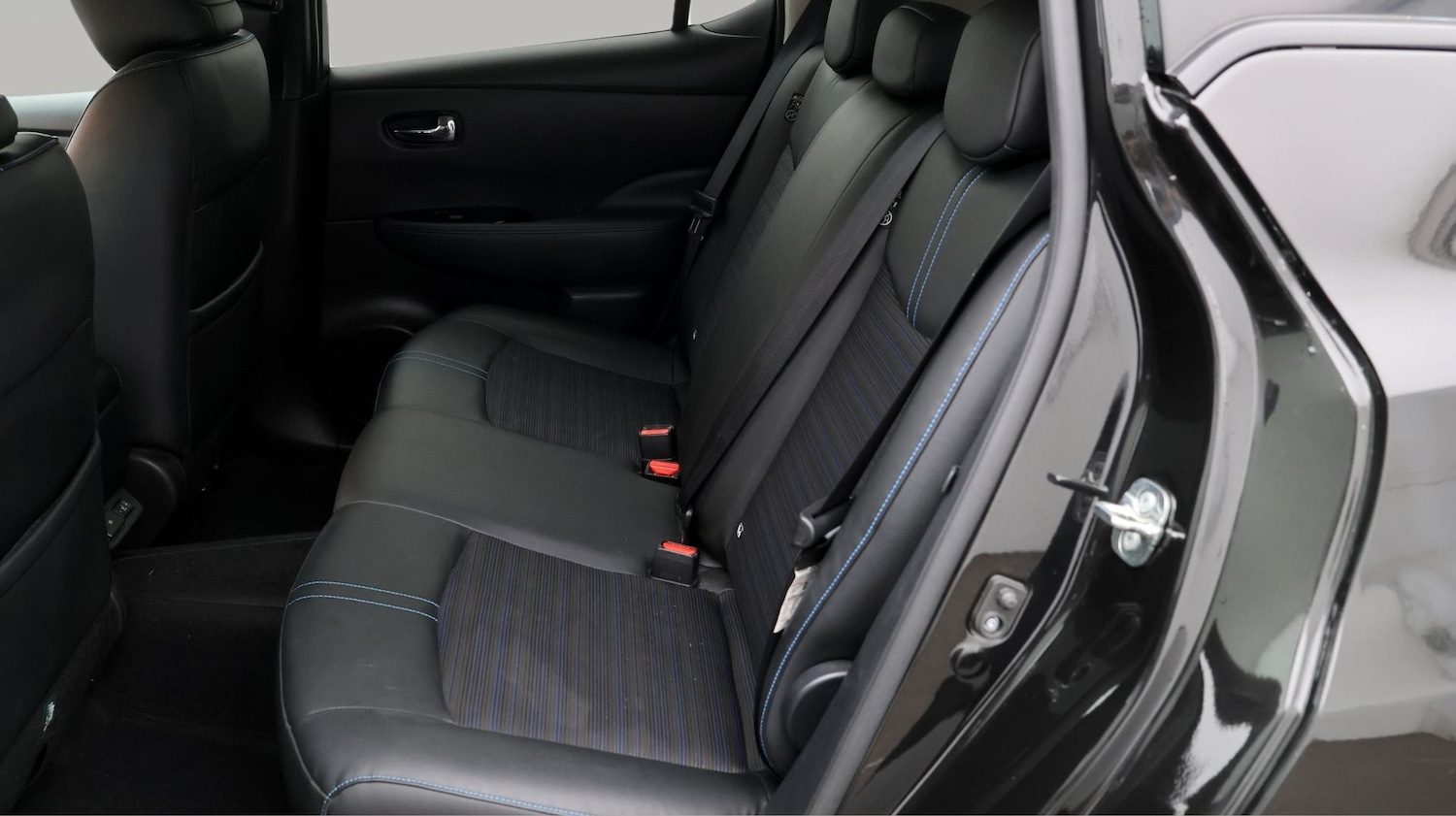 Used Nissan Leaf 2021 for sale - 77298498: Photo 16