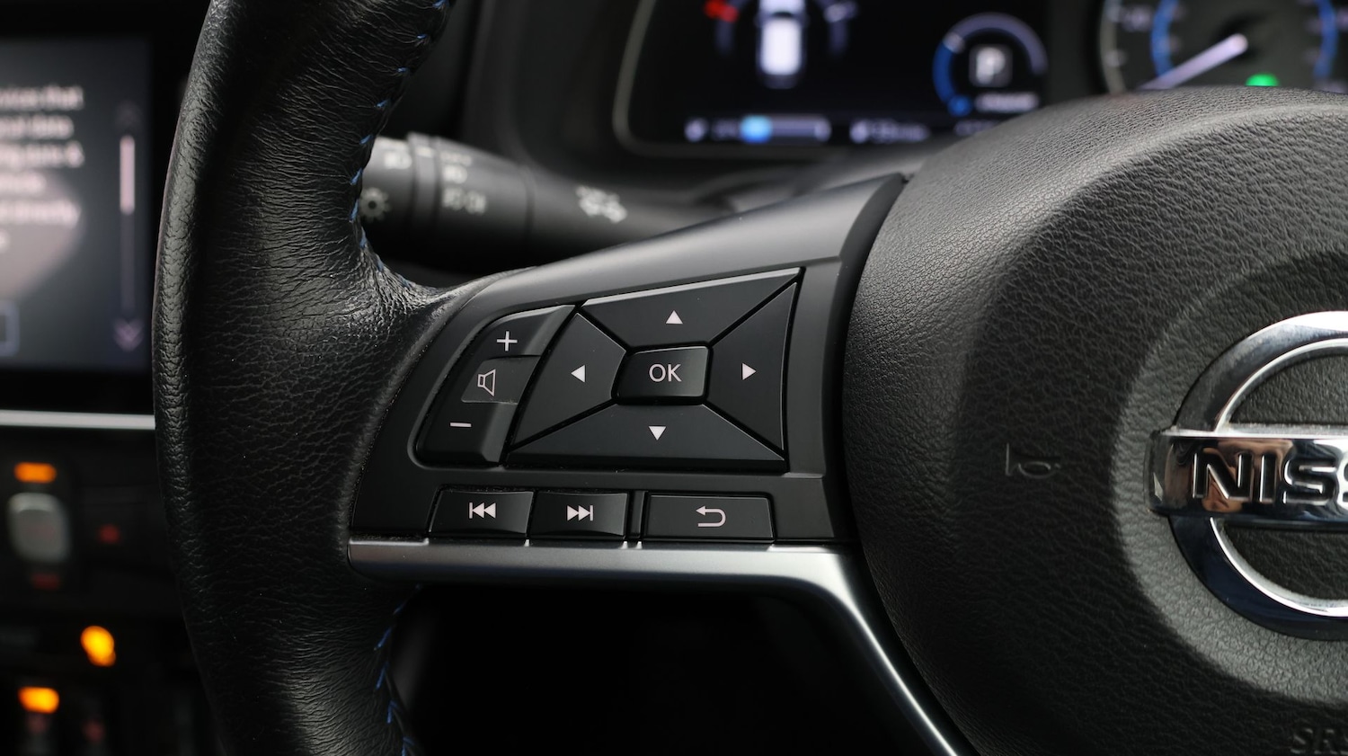 Used Nissan Leaf 2021 for sale - 77298498: Photo 23