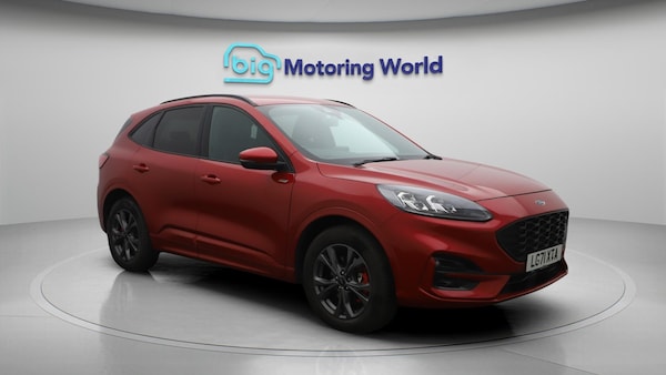 Used Ford Kuga 2021 for sale - 76240135: Photo 2