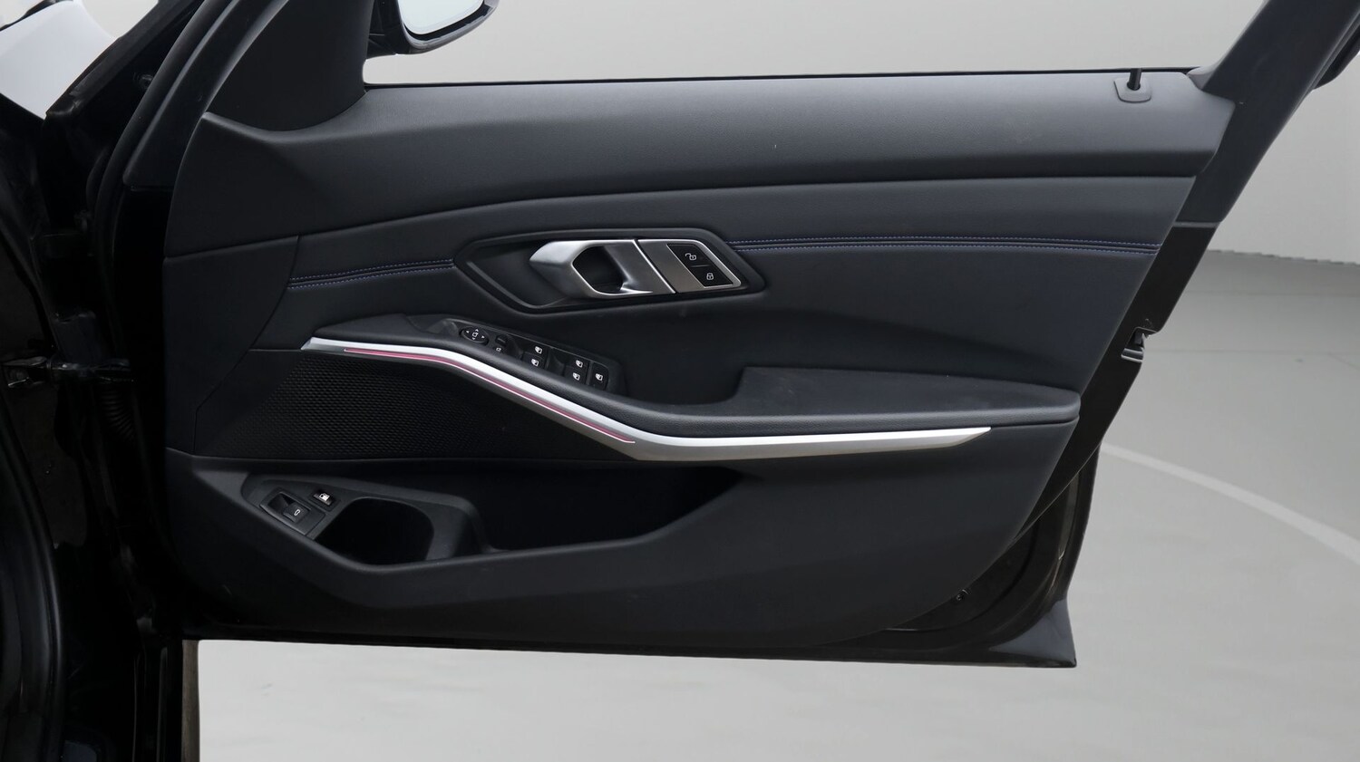 Used BMW 3 Series for sale - 77271455: Photo 15