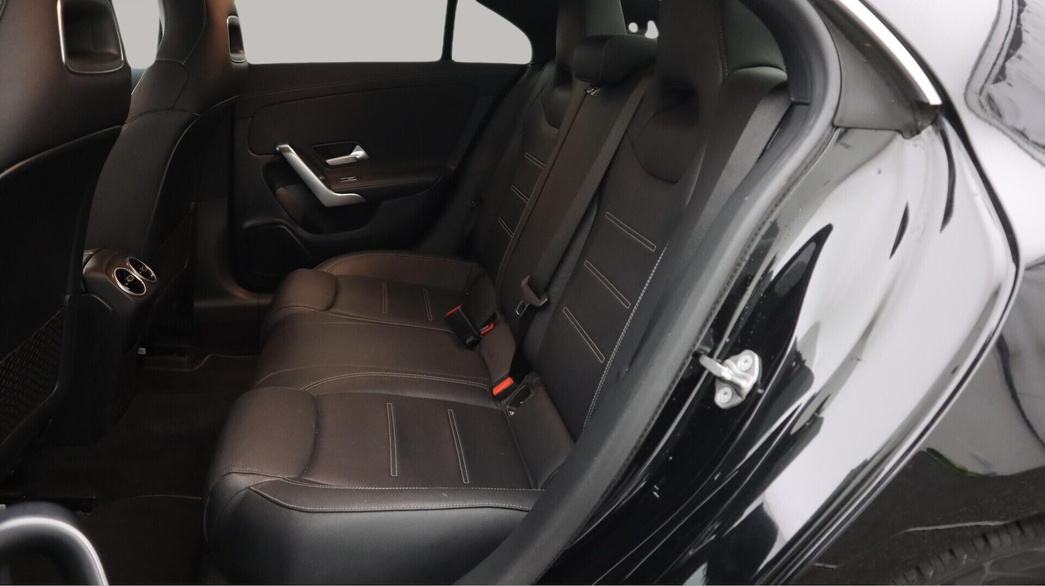 Used Mercedes-Benz CLA 2020 for sale - 76433360: Photo 17