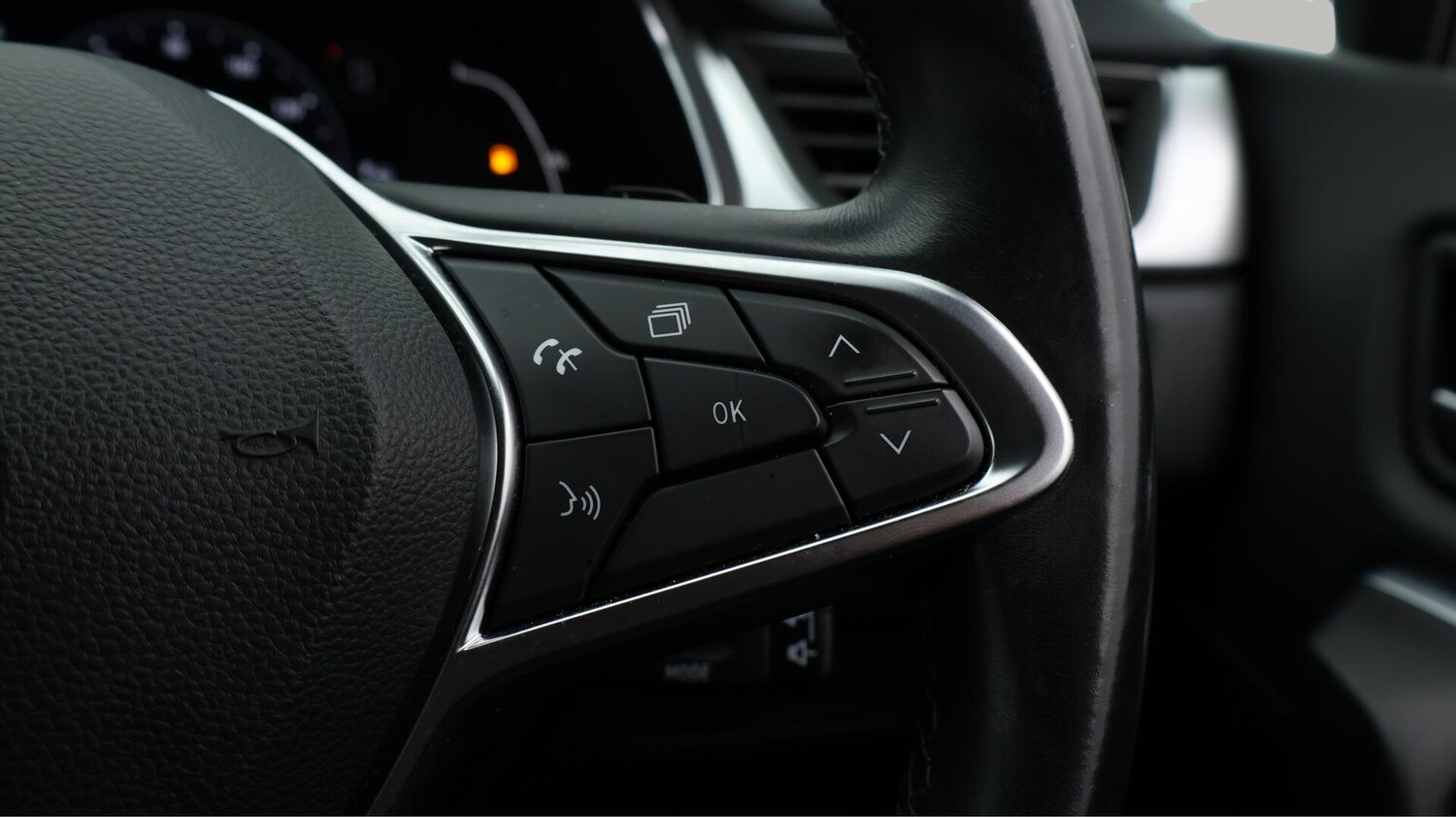 Used Renault Captur 2021 for sale - 76109230: Photo 25