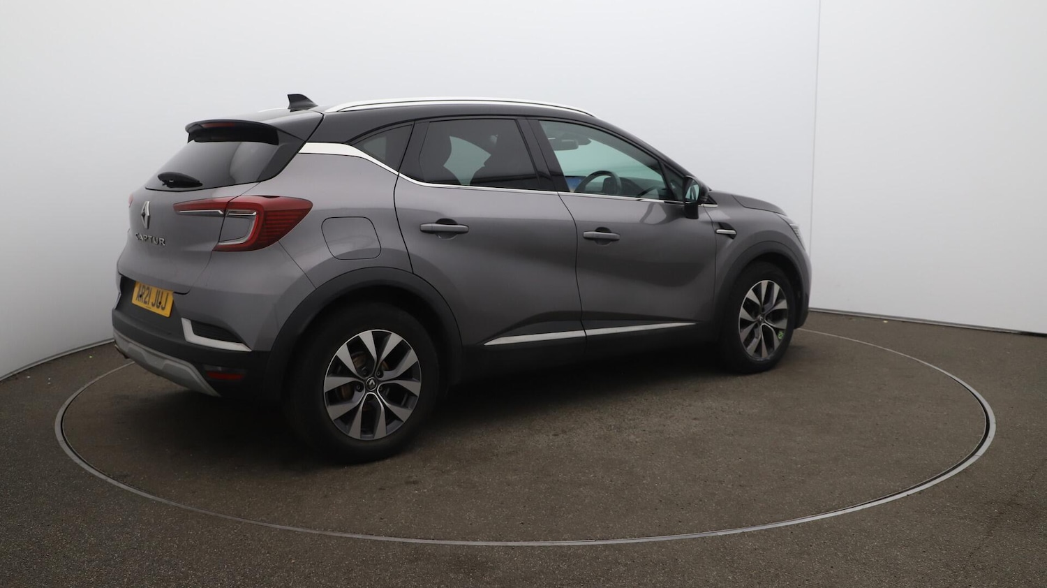 Used Renault Captur 2021 for sale - 76109230: Photo 52