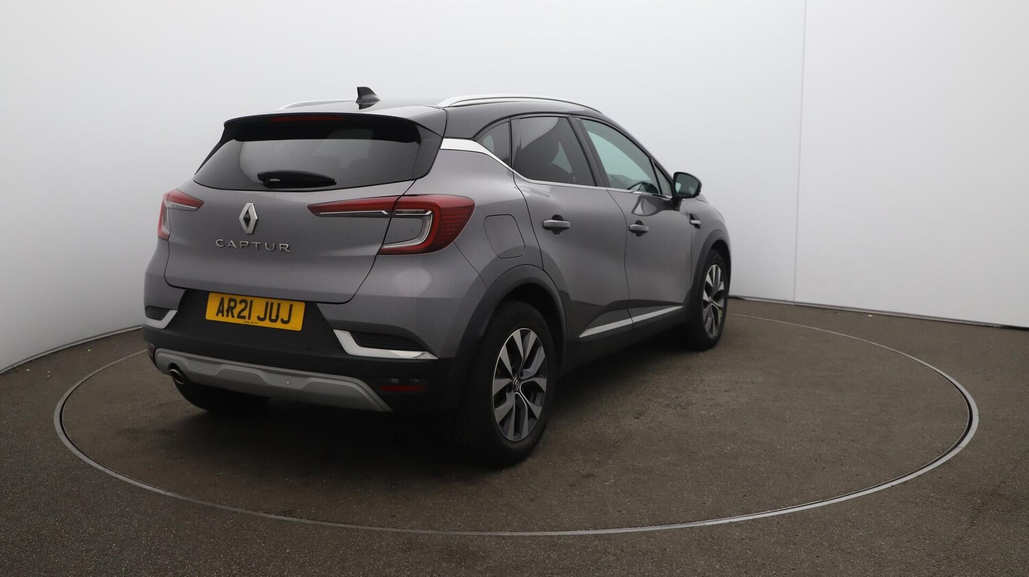 Used Renault Captur 2021 for sale - 76109230: Photo 54