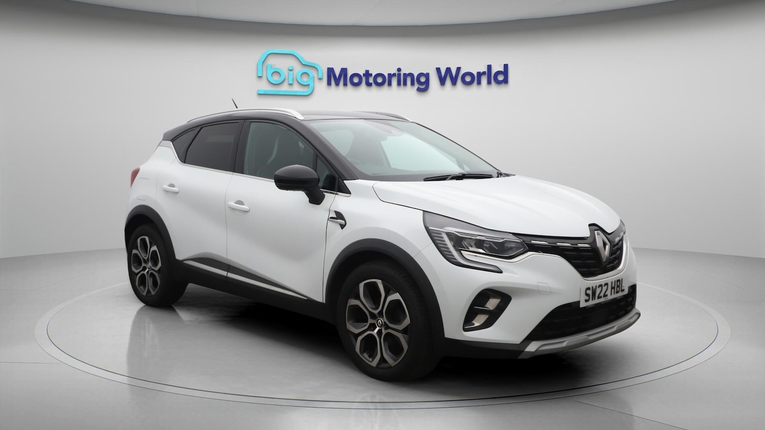 Used Renault Captur 2022 for sale - 76032256: Photo 2