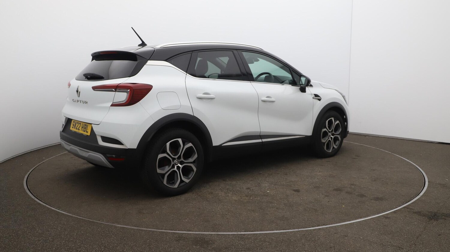 Used Renault Captur 2022 for sale - 76032256: Photo 52