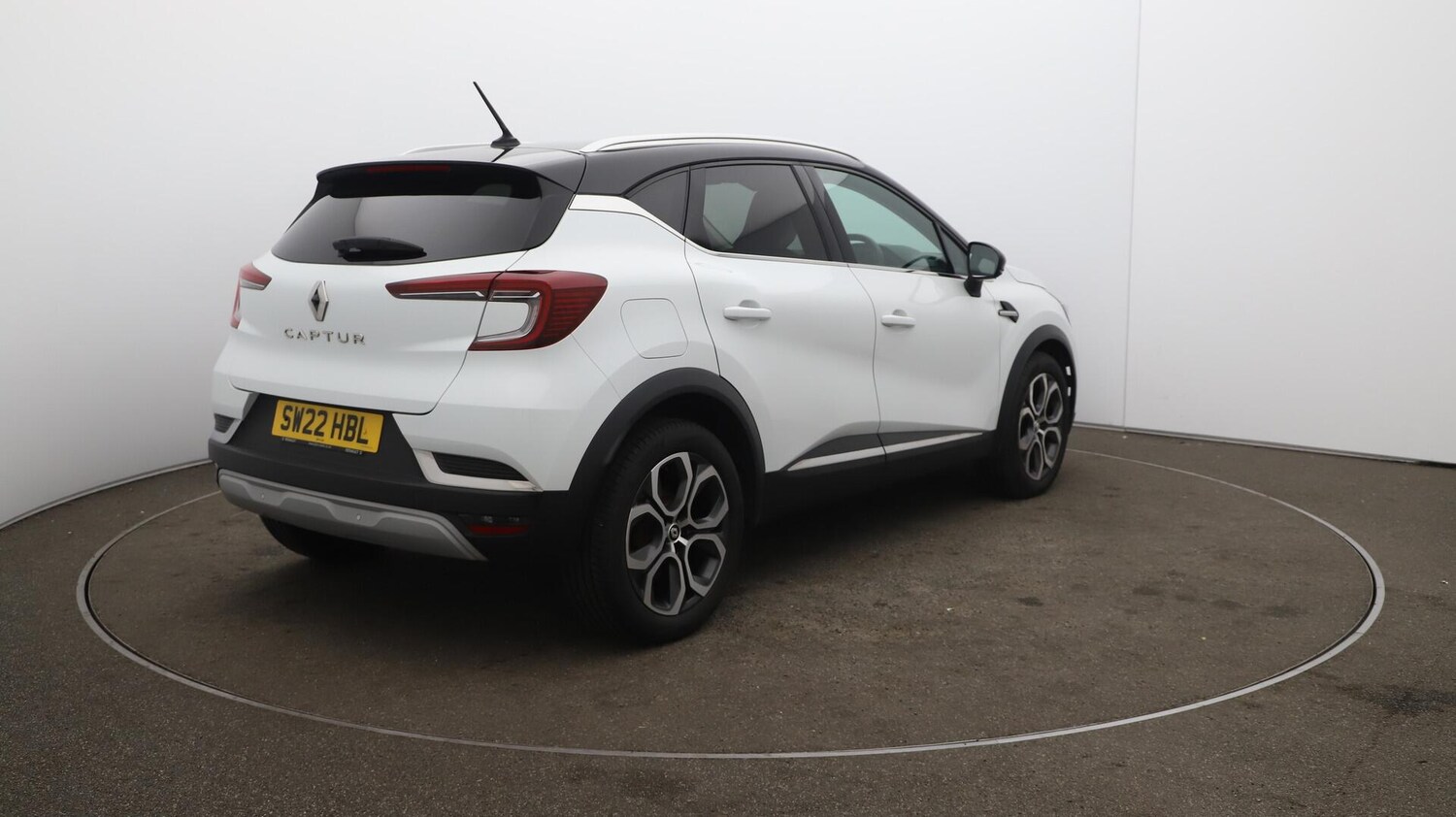Used Renault Captur 2022 for sale - 76032256: Photo 53