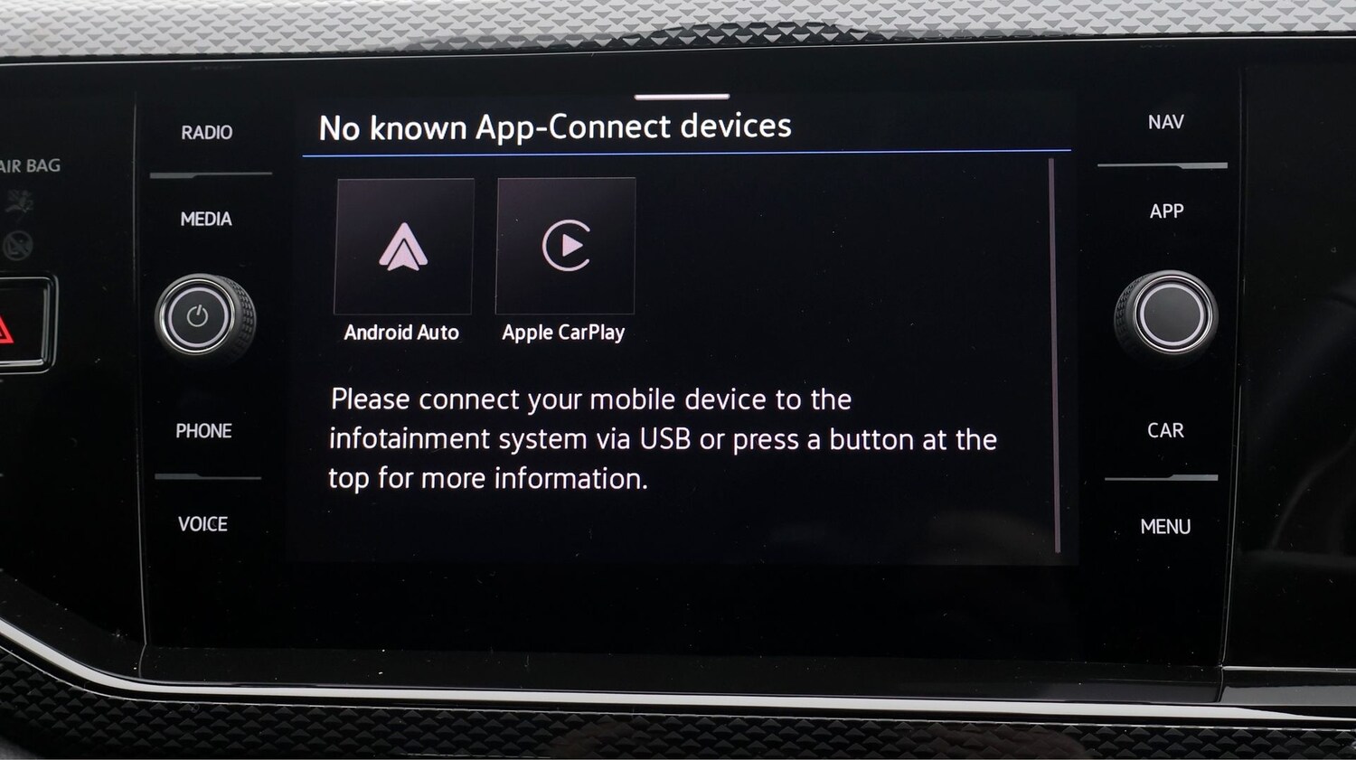 Used Volkswagen Taigo for sale - 77216402: Photo 25