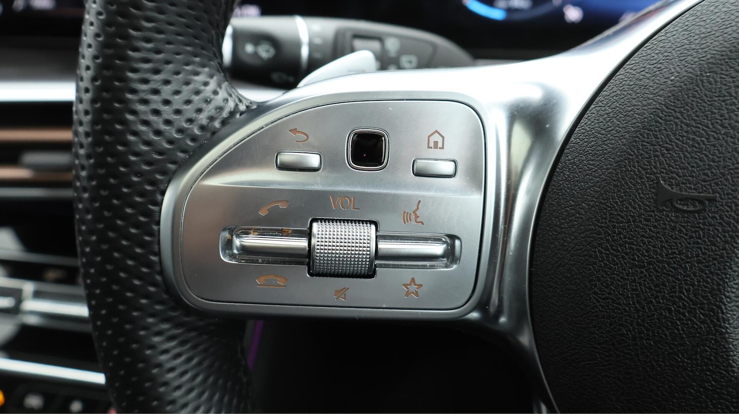 Used Mercedes-Benz EQC 2022 for sale - 76094530: Photo 27