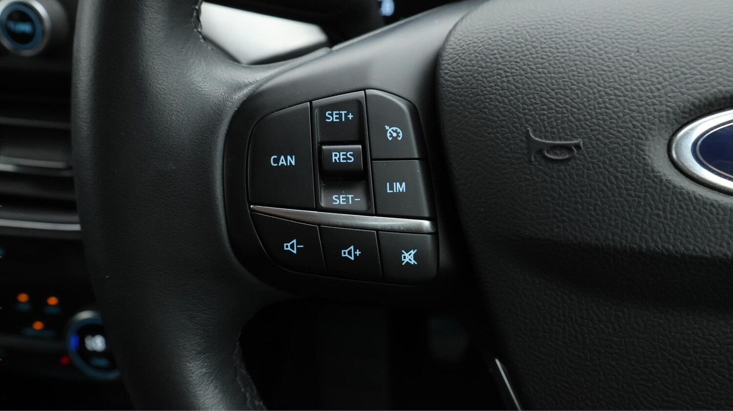 Used Ford Focus 2020 for sale - 76239052: Photo 24