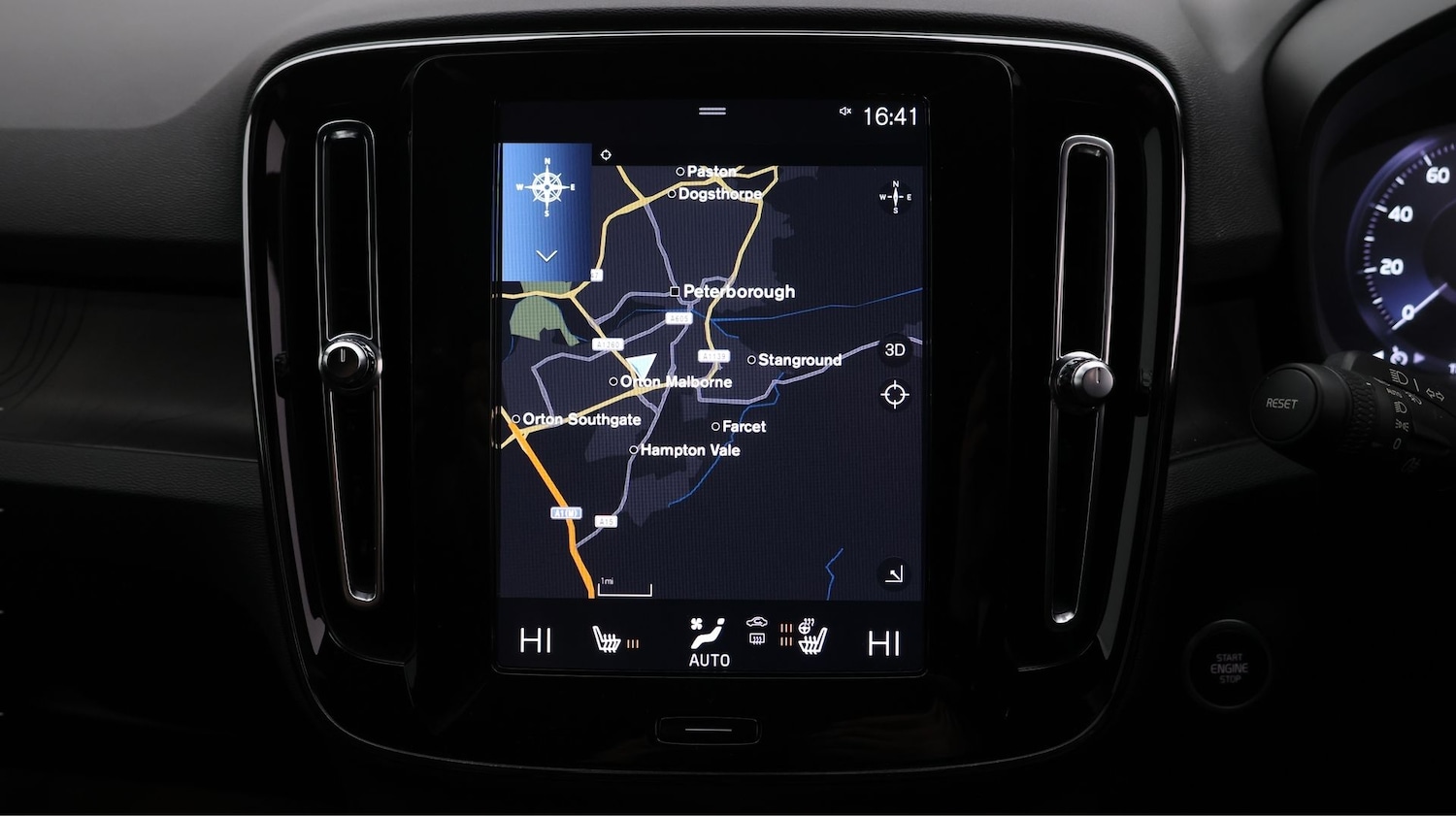 Used Volvo XC40 2022 for sale - 77915527: Photo 11