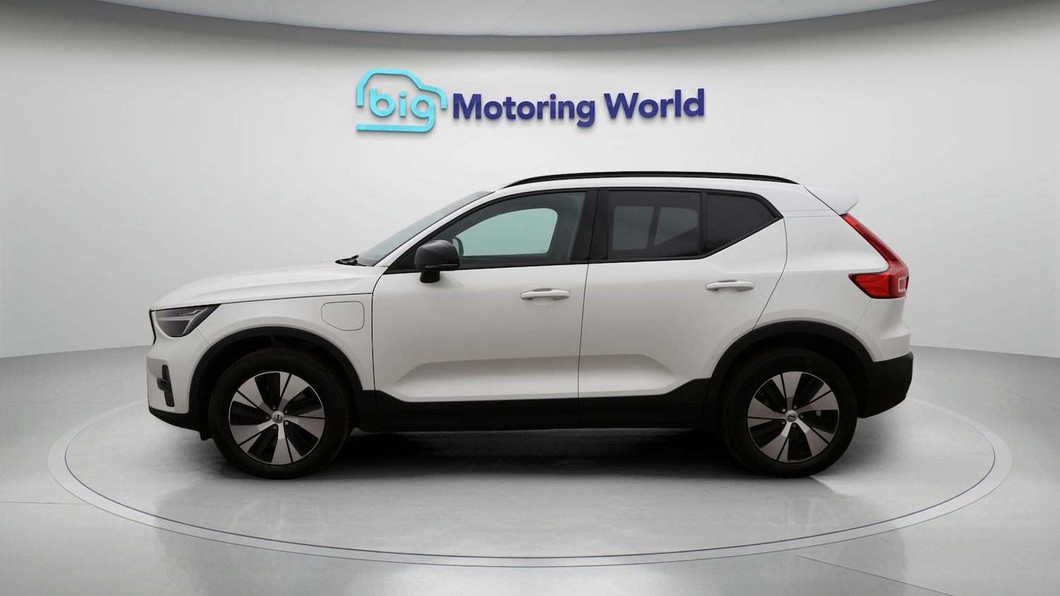 Used Volvo XC40 2022 for sale - 77915527: Photo 4