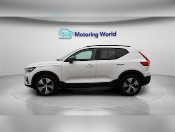 Used Volvo XC40 2022 for sale - 77915527: Photo