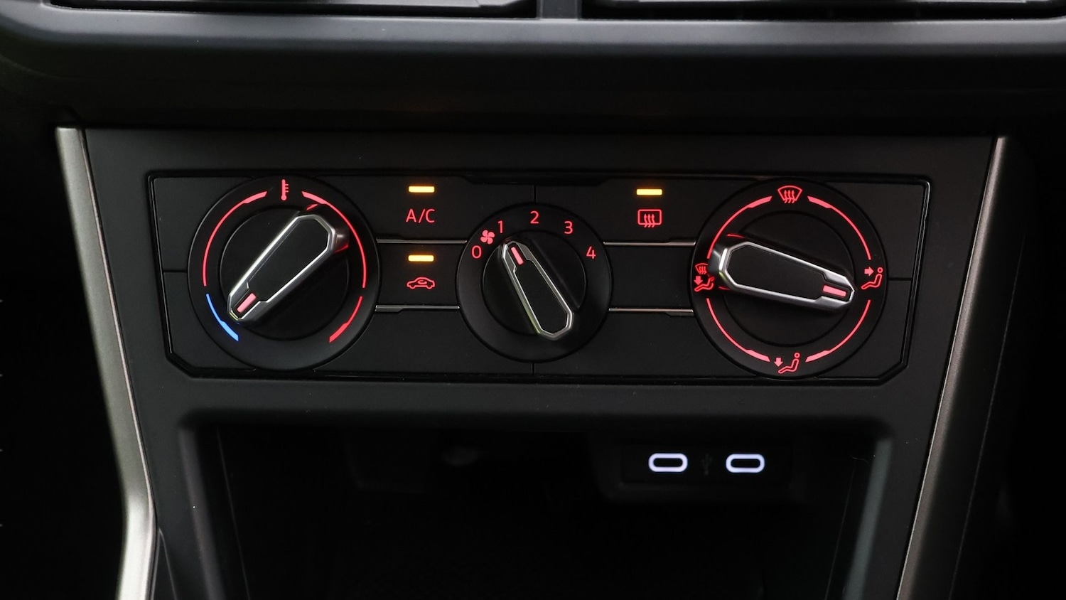 Used Volkswagen Polo 2020 for sale - 77610320: Photo 12