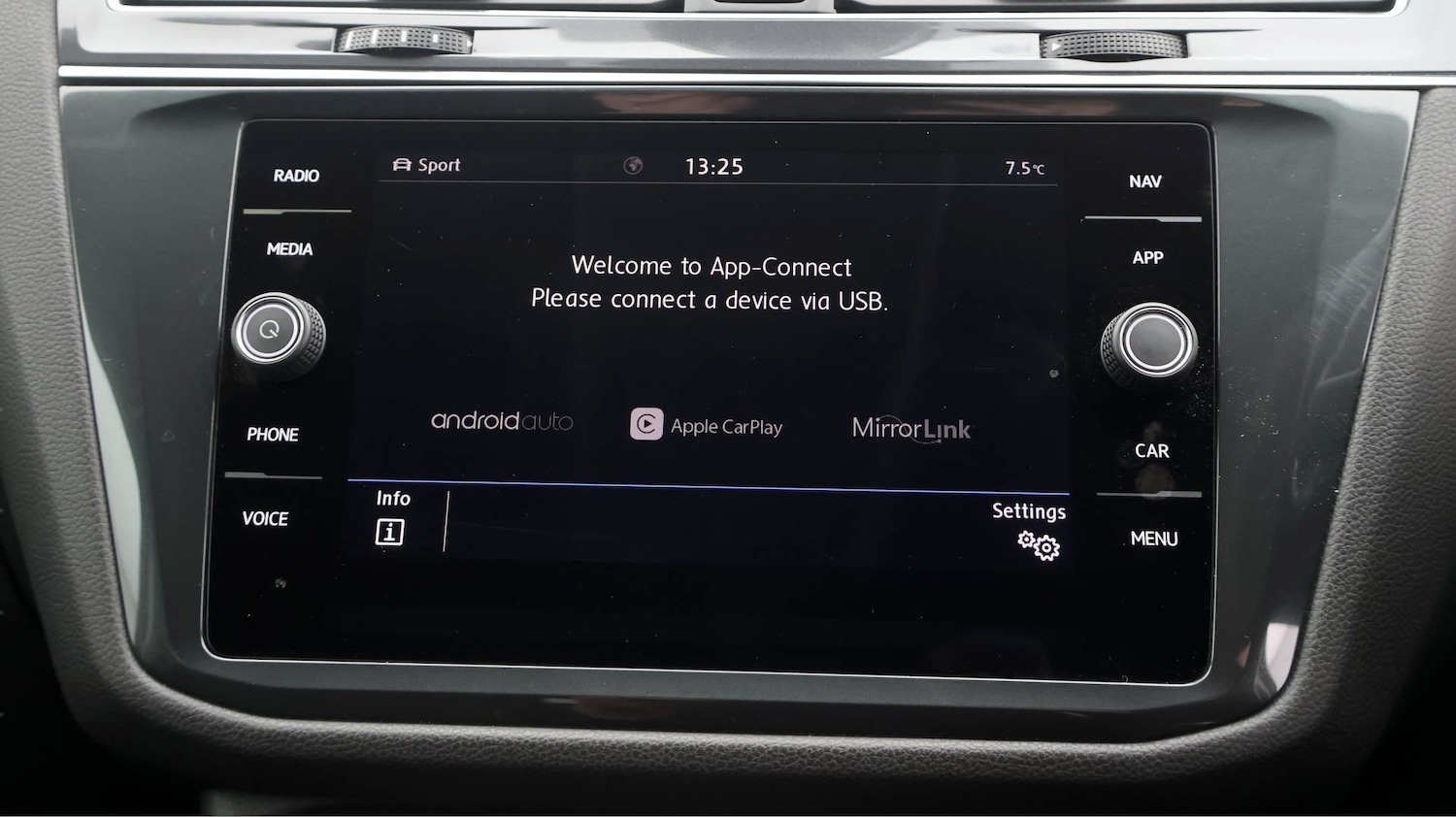 Used Volkswagen Tiguan Allspace 2019 for sale - 77233225: Photo 29