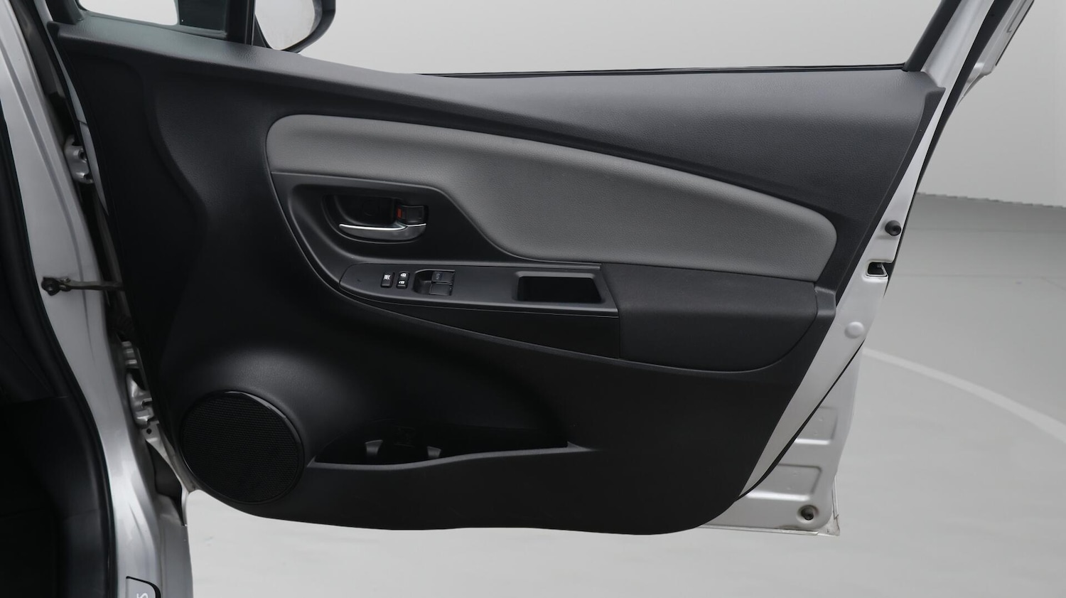 Used Toyota Yaris 2019 for sale - 76700983: Photo 16