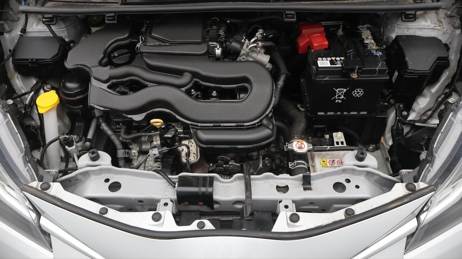 Used Toyota Yaris 2019 for sale - 76700983: Photo 20