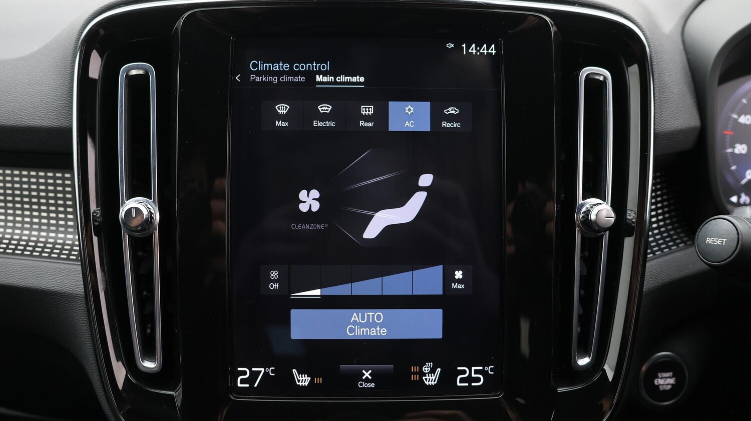 Used Volvo XC40 2021 for sale - 76538016: Photo 13