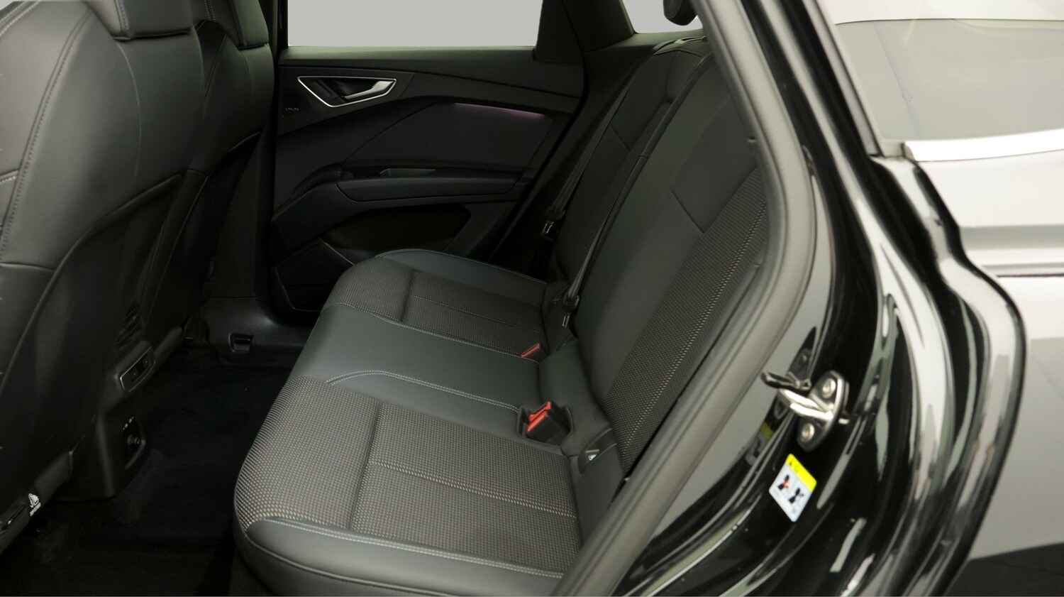 Used Audi Q4 e-tron 2023 for sale - 77877237: Photo 16