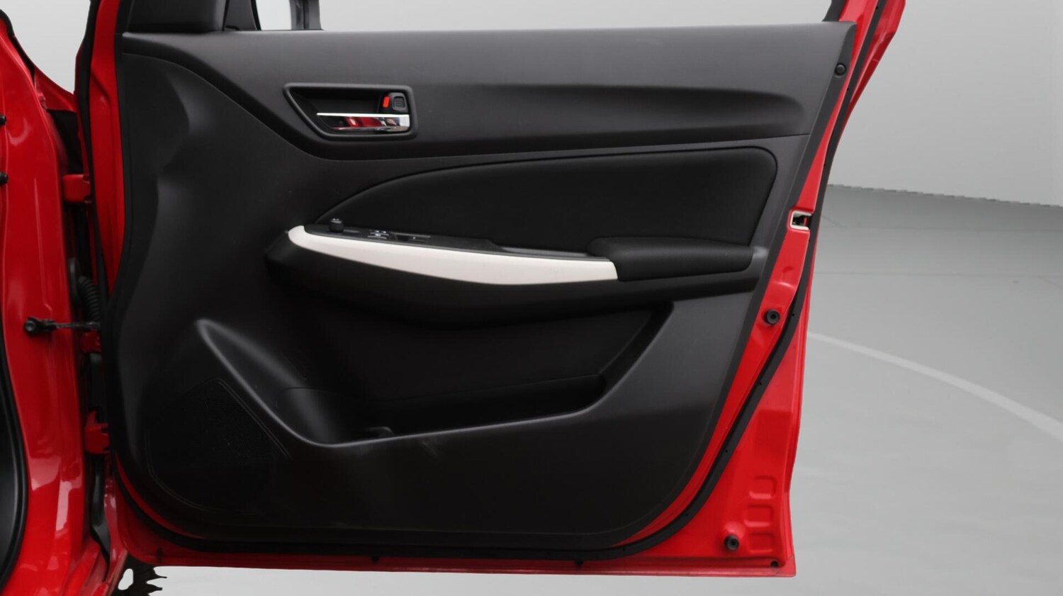 Used Suzuki Swift 2023 for sale - 75928502: Photo 23