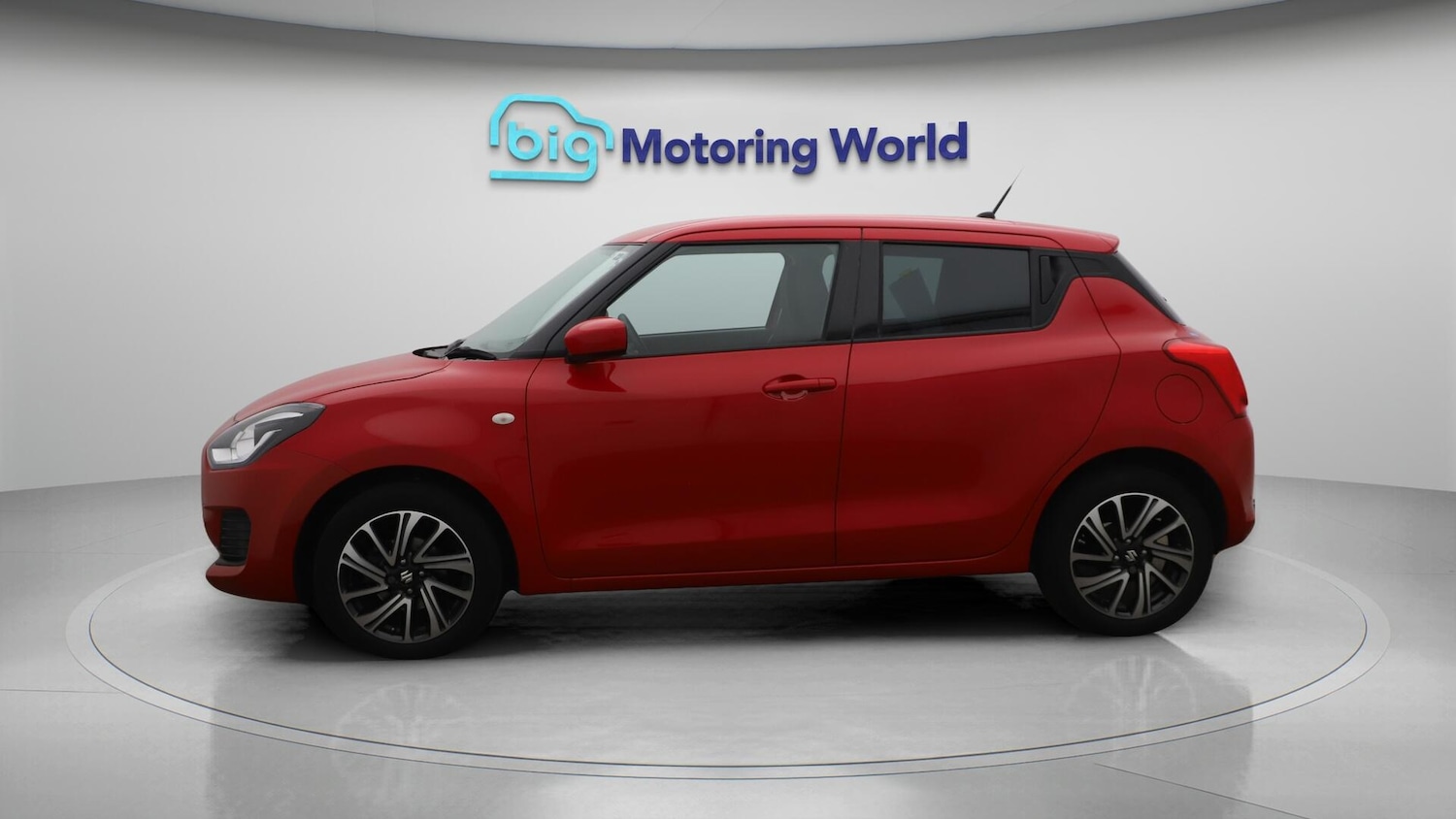 Used Suzuki Swift 2023 for sale - 75928502: Photo 5