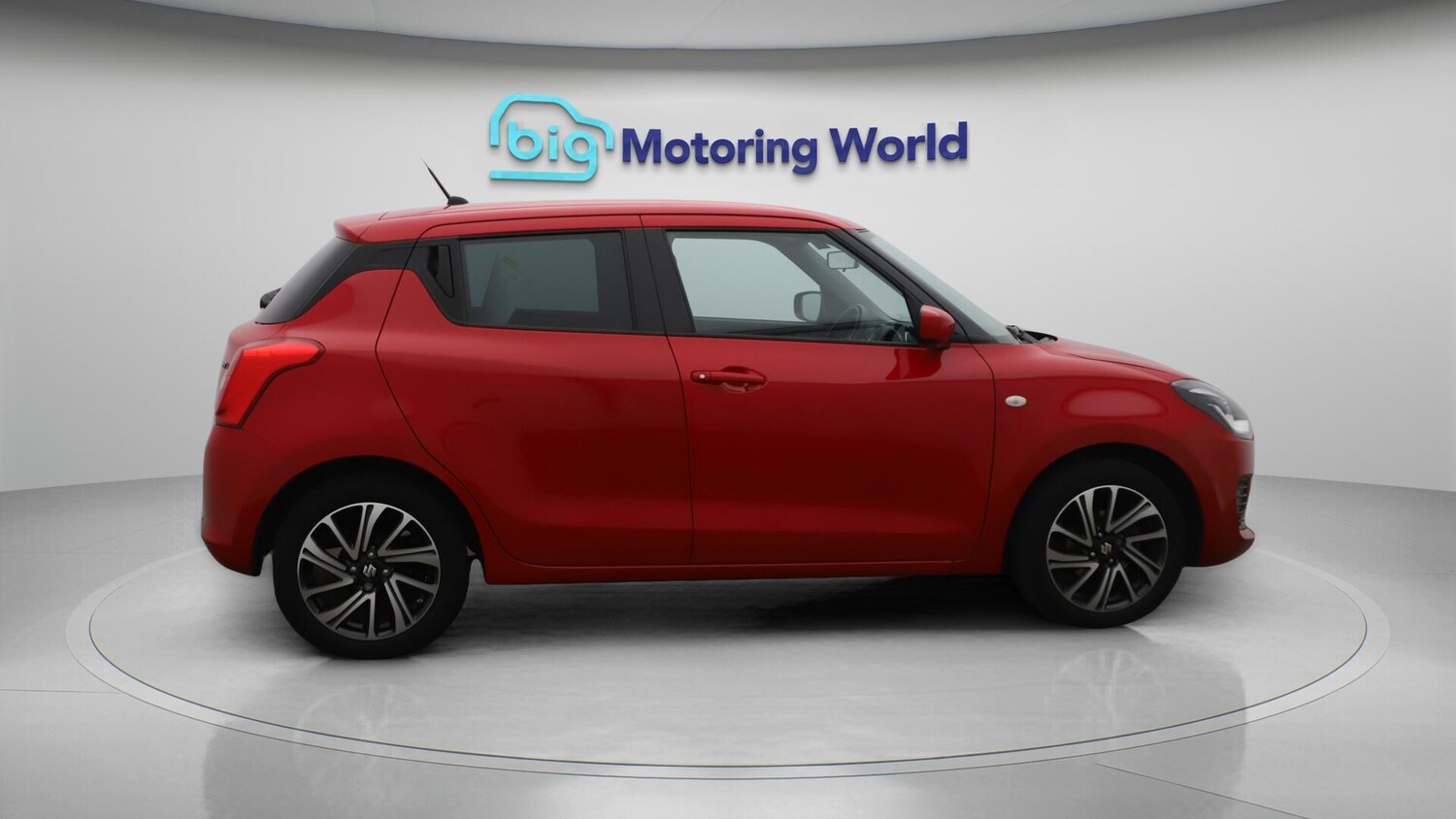 Used Suzuki Swift 2023 for sale - 75928502: Photo 9