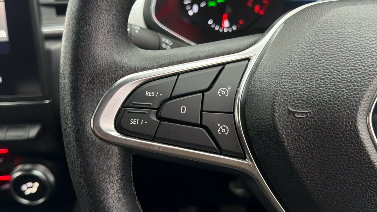 Used Renault Captur 2020 for sale - 78176326: Photo 23